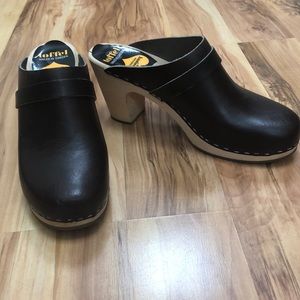 Swedish Hasbeen clogs